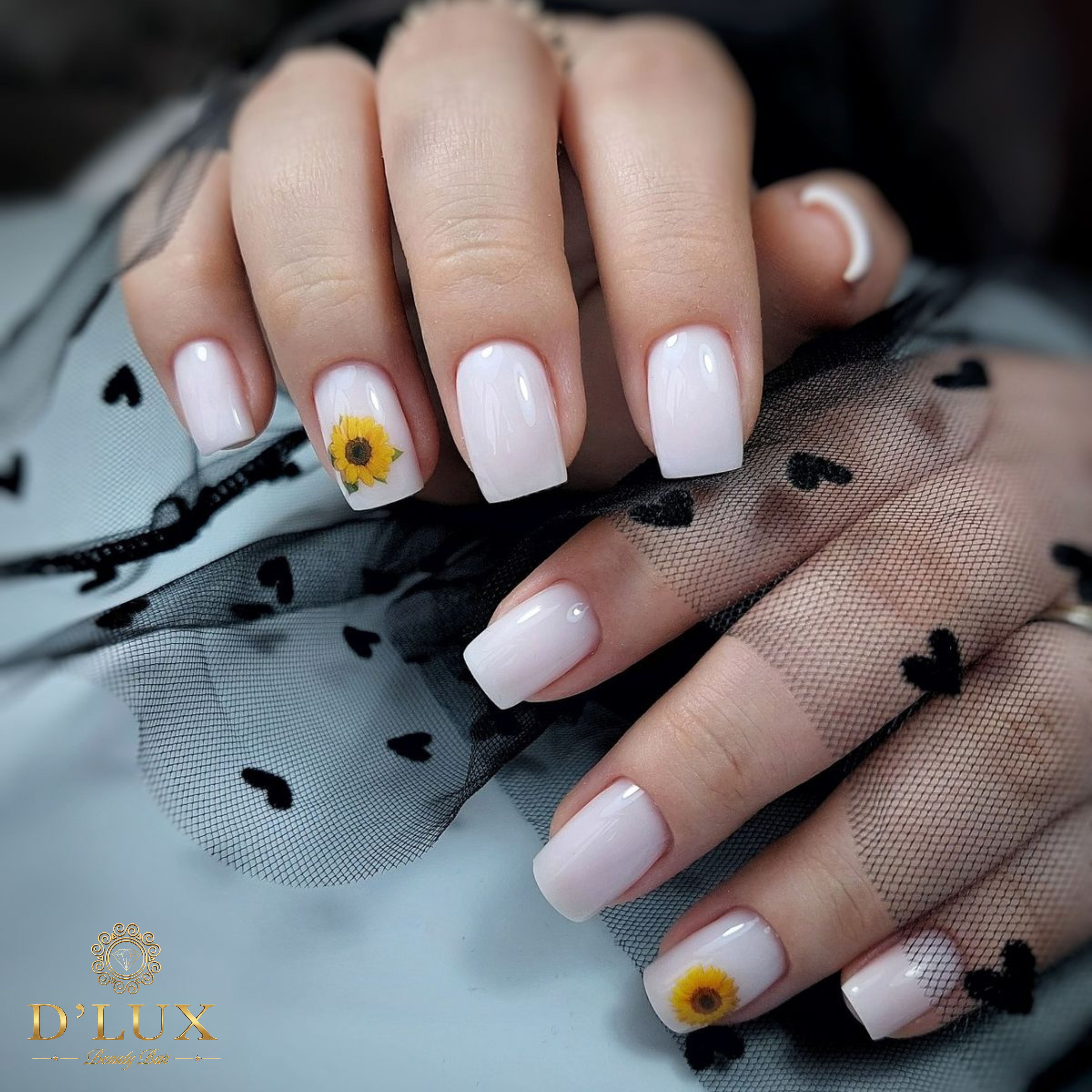 Nail colours